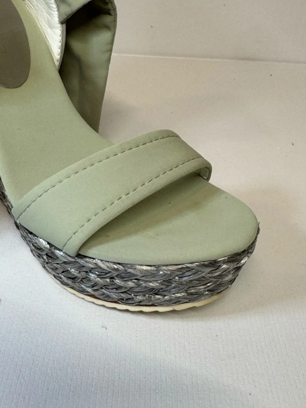 Donald J Pliner NELA Crepe Elastic Wedge Sandals 6M Leather Sole Platform Heels
